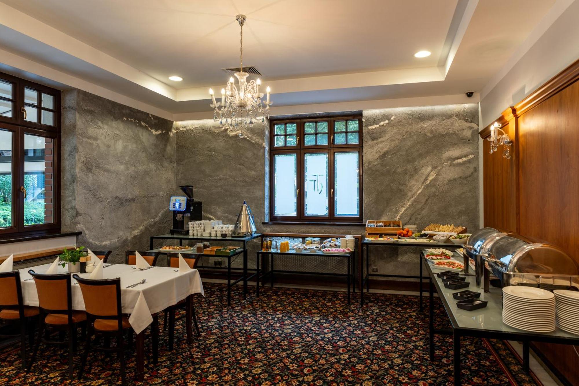 Hotel Grand Sal Vělička Exteriér fotografie