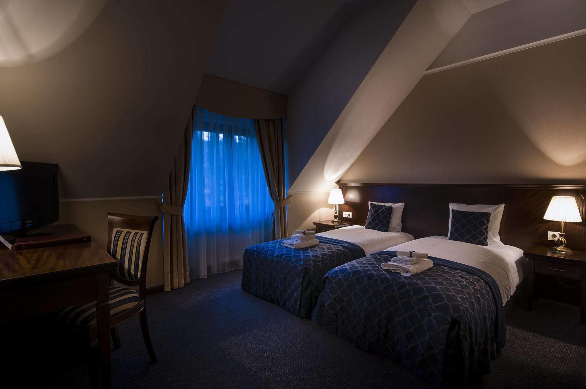 Hotel Grand Sal Vělička Exteriér fotografie