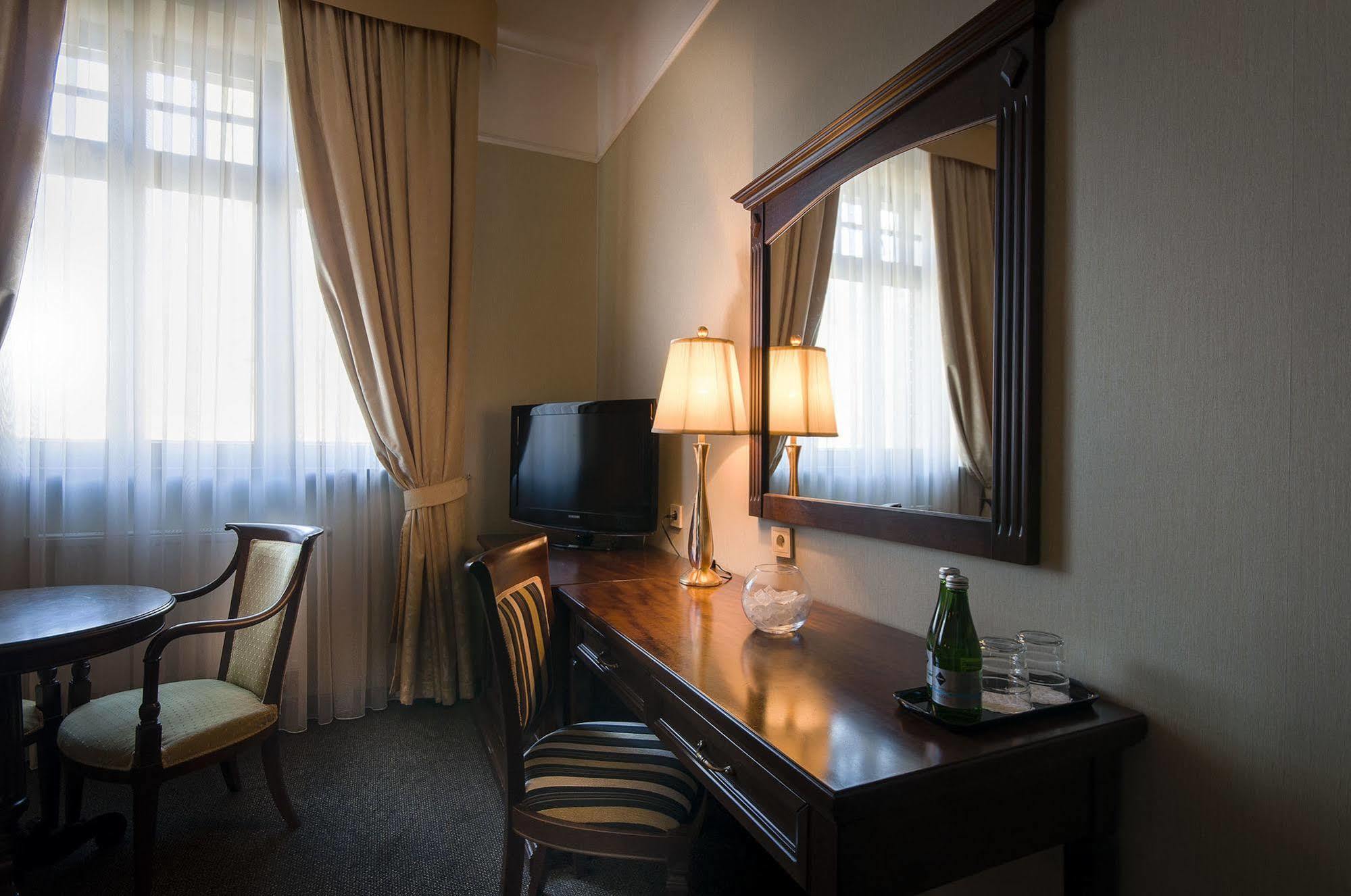 Hotel Grand Sal Vělička Exteriér fotografie